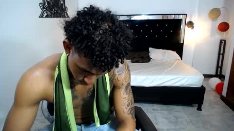 Snapshot of naughty_sebas_ chatting on 19, 2, 2025 SEBAS online show from 19, 2, 2025