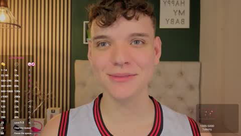 Snapshot of naughty_twink_ chatting on 5, 10, 2025 Noah online show from 5, 10, 2025