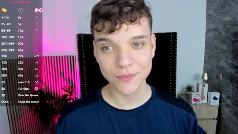 Snapshot of naughty_twink_ chatting on 24, 10, 2025 Noah online show from 24, 10, 2025