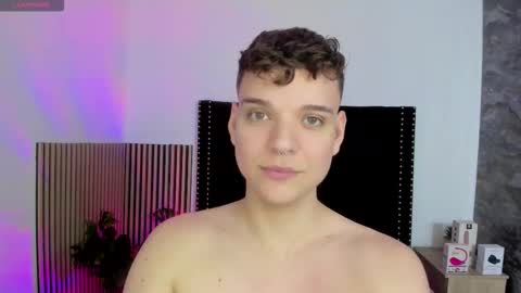 Snapshot of naughty_twink_ chatting on 24, 11, 2025 Noah online show from 24, 11, 2025