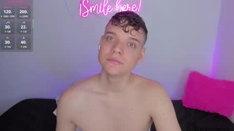 Snapshot of naughty_twink_ chatting on 15, 3, 2026 Noah online show from 15, 3, 2026