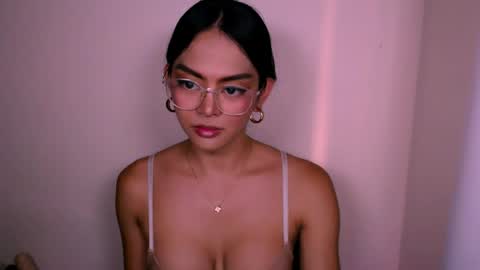 NaughtyAurora online show from 24, 4, 2026