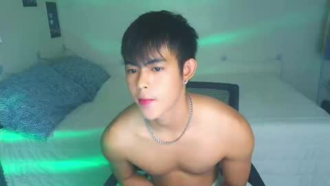 Snapshot of naughtyboylouie chatting on 30, 9, 2025 Loue online show from 30, 9, 2025