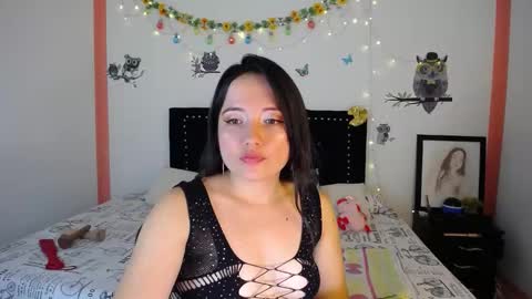 Snapshot of naughtygirl_mmm chatting on 20, 12, 2024 Valeria  online show from 20, 12, 2024