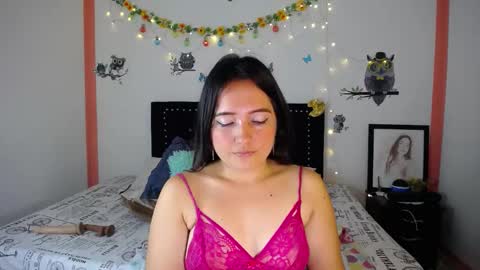 Snapshot of naughtygirl_mmm chatting on 22, 12, 2024 Valeria  online show from 22, 12, 2024