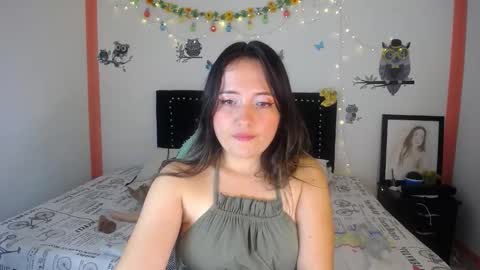 Snapshot of naughtygirl_mmm chatting on 23, 12, 2024 Valeria  online show from 23, 12, 2024