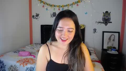 Snapshot of naughtygirl_mmm chatting on 9, 1, 2025 Valeria  online show from 9, 1, 2025