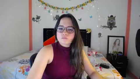 Snapshot of naughtygirl_mmm chatting on 12, 2, 2025 Valeria  online show from 12, 2, 2025