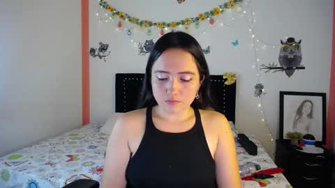 Snapshot of naughtygirl_mmm chatting on 20, 2, 2025 Valeria  online show from 20, 2, 2025