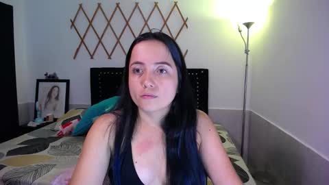 Snapshot of naughtygirl_mmm chatting on 18, 9, 2025 Valeria  online show from 18, 9, 2025