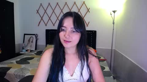 Snapshot of naughtygirl_mmm chatting on 26, 9, 2025 Valeria  online show from 26, 9, 2025