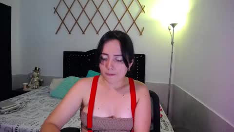 Snapshot of naughtygirl_mmm chatting on 2, 10, 2025 Valeria  online show from 2, 10, 2025
