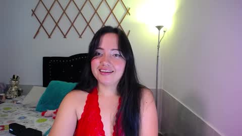 Snapshot of naughtygirl_mmm chatting on 13, 10, 2025 Valeria  online show from 13, 10, 2025