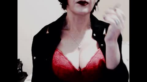 Snapshot of naughtyjenniferxx chatting on 15, 1, 2026 Jenny online show from 15, 1, 2026