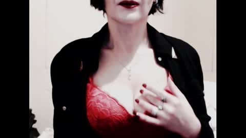 Snapshot of naughtyjenniferxx chatting on 28, 3, 2026 Jenny online show from 28, 3, 2026