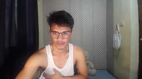 Snapshot of naughtyjosh_ chatting on 19, 4, 2026 Josh online show from 19, 4, 2026
