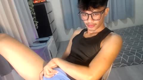 Snapshot of naughtyjosh_ chatting on 20, 7, 2026 Josh online show from 20, 7, 2026