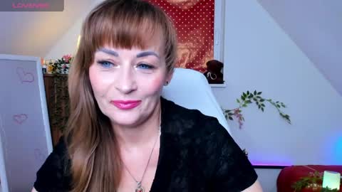 Milana - on air every day except Wednesday from 9 pm to 4 am European time online show from 29, 4, 2026