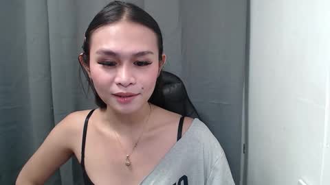 your girlfriend mira online show from 21, 12, 2025