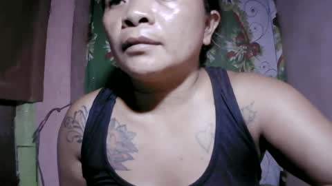 naughtymom_33 online show from 20, 6, 2026