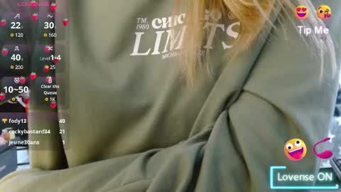 naughtyplayass online show from 17, 1, 2025