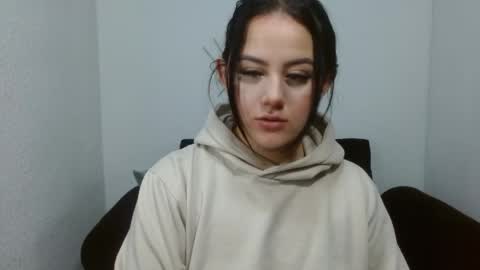 naughtyplayass online show from 30, 4, 2026