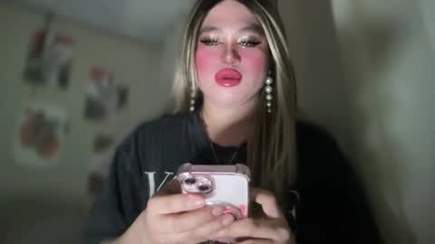 Snapshot of naughtyrosecum chatting on 9, 3, 2025 Rose Wilson online show from 9, 3, 2025