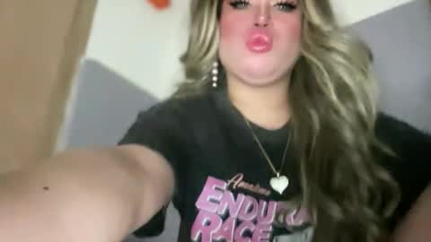 Snapshot of naughtyrosecum chatting on 16, 10, 2025 Rose Wilson online show from 16, 10, 2025