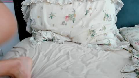 Aryna online show from 4, 2, 2025