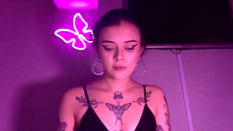 Snapshot of naughtytat13 chatting on 31, 12, 2024 Tat online show from 31, 12, 2024