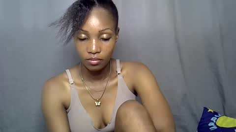 Snapshot of naughtyy4u chatting on 17, 3, 2026 naughtyy4u online show from 17, 3, 2026