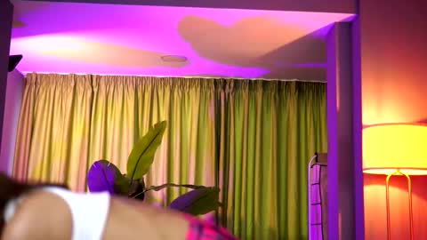 Snapshot of naughtyychloe chatting on 12, 3, 2026 Chloe online show from 12, 3, 2026