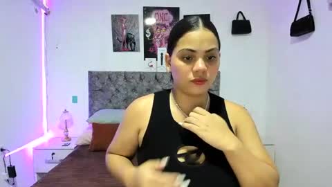 nay_and_aleja online show from 22, 6, 2026