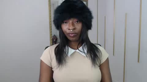 Nayaris 3 online show from 25, 4, 2026