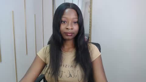 Snapshot of nayariskaya chatting on 6, 8, 2026 Nayaris 3 online show from 6, 8, 2026