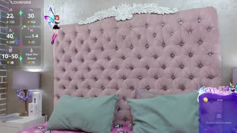 Naye  online show from 4, 1, 2025