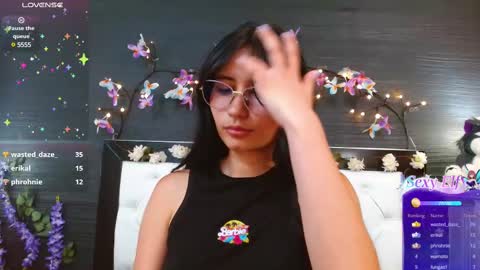 Naye  online show from 2, 3, 2025