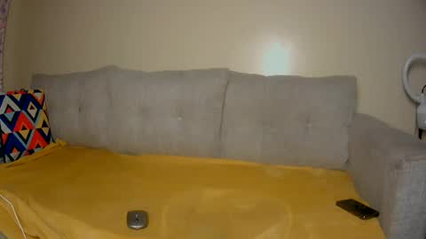nayela_ online show from 22, 6, 2026
