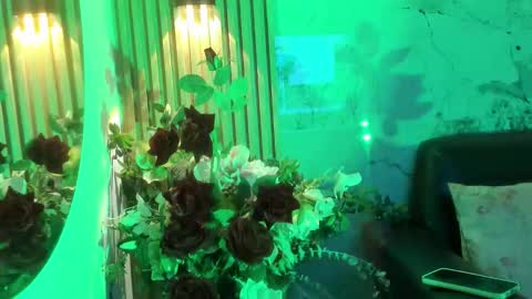 Nayla  online show from 2, 12, 2025