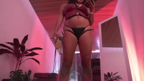 Snapshot of ne_fertari chatting on 5, 6, 2026 Nefertari online show from 5, 6, 2026