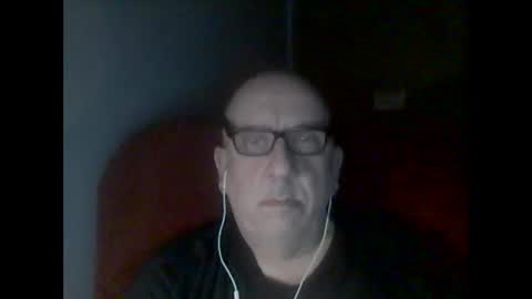 Tom online show from 2, 2, 2025