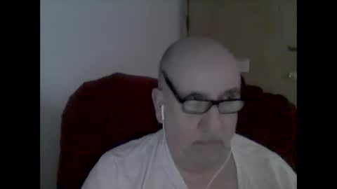 Tom online show from 4, 10, 2025