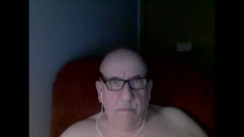 Tom online show from 1, 12, 2025