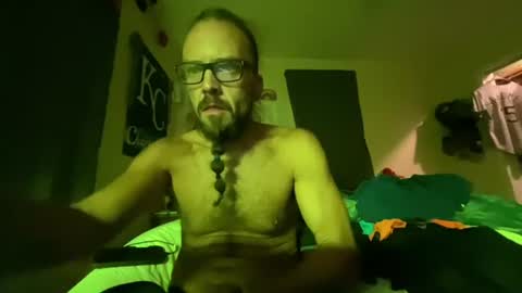 Snapshot of needu802318 chatting on 9, 8, 2026 Easy E online show from 9, 8, 2026