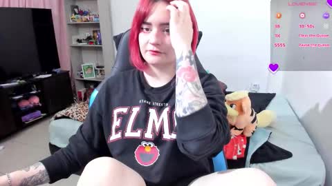 Geek Nicole    im Neeko UwU online show from 1, 10, 2025