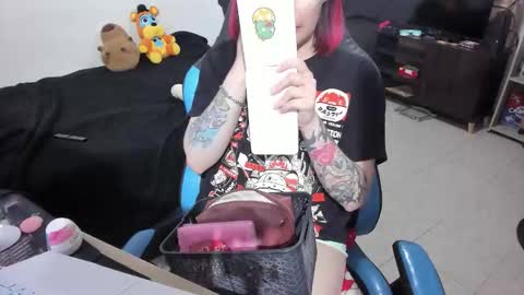 Geek Nicole    im Neeko UwU online show from 17, 1, 2026