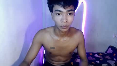 Snapshot of neil_asian69 chatting on 21, 11, 2025 neil_asian69 online show from 21, 11, 2025