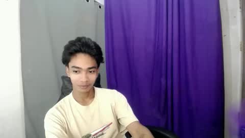 Snapshot of neil_asian69 chatting on 25, 2, 2026 neil_asian69 online show from 25, 2, 2026