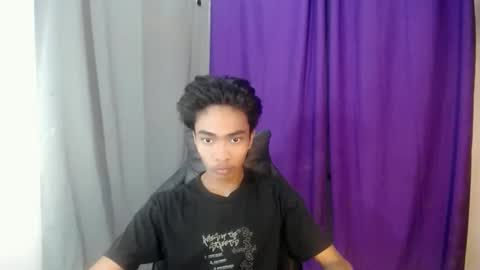 Snapshot of neil_asian69 chatting on 25, 3, 2026 neil_asian69 online show from 25, 3, 2026