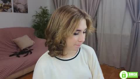 Snapshot of nellie_moans chatting on 15, 11, 2025 Nellie online show from 15, 11, 2025